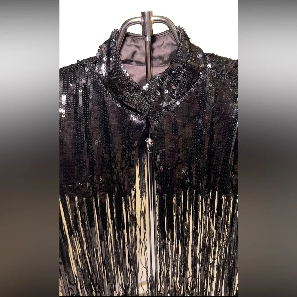 Zara Women’s Black FRINGED SEQUIN CAPE - Picture 3 of 6